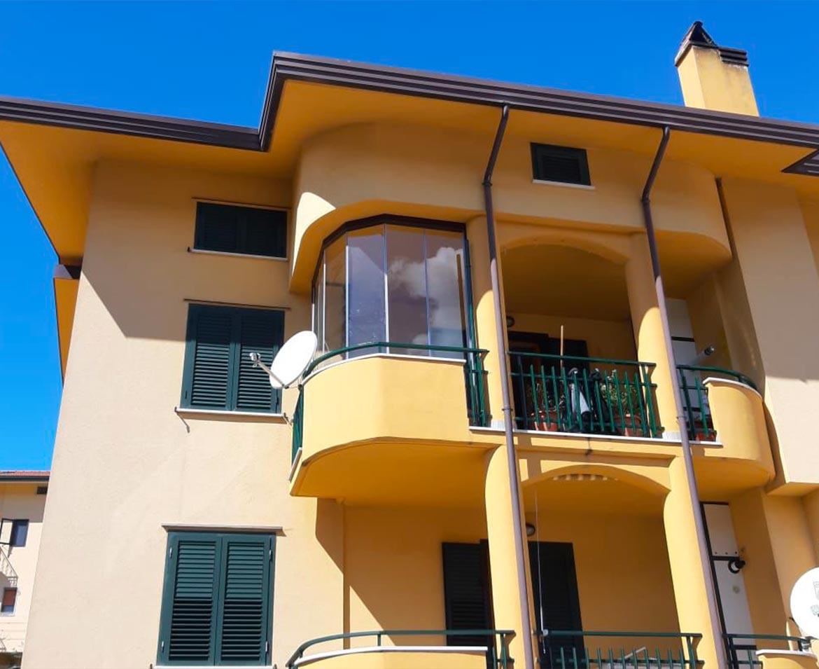Balcone con vetrate avellino
