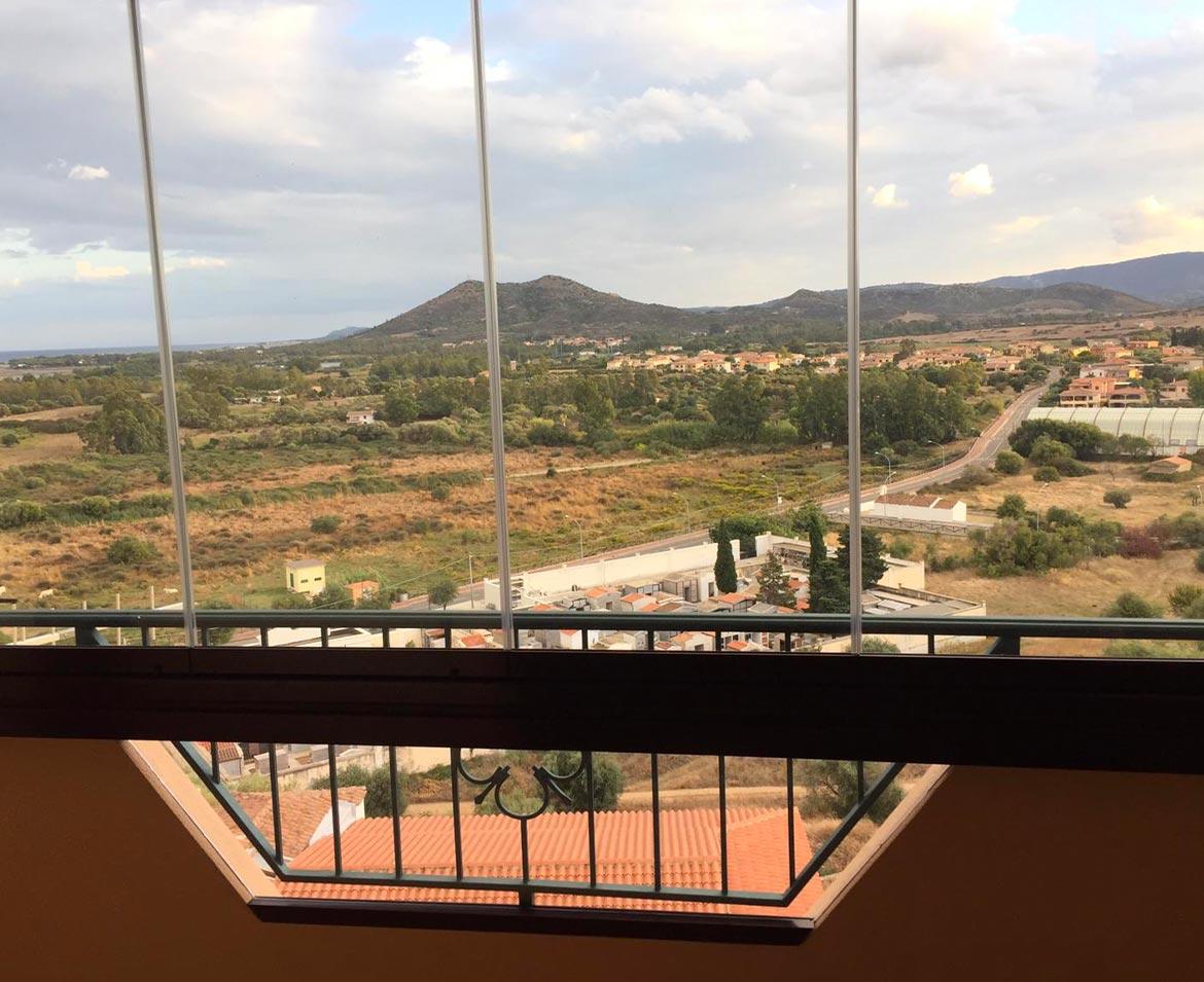 Balcone con vetrate nuoro