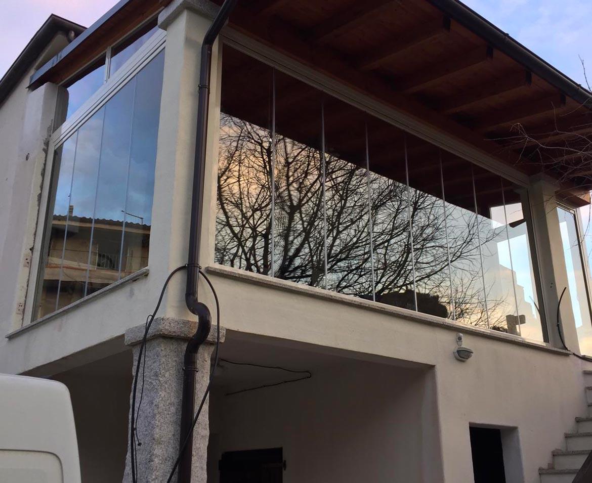 Balcone con vetrate ogliastra