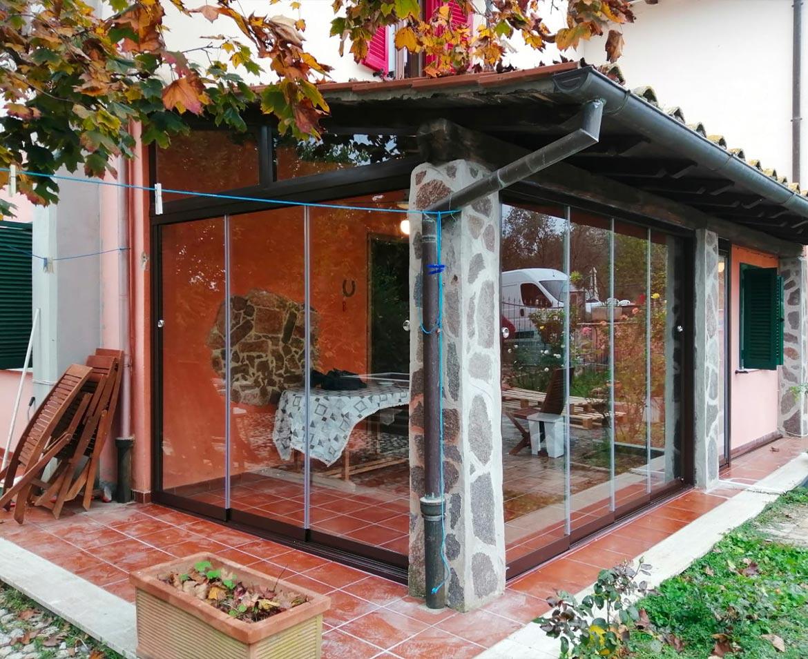 Portico con vetrate rieti