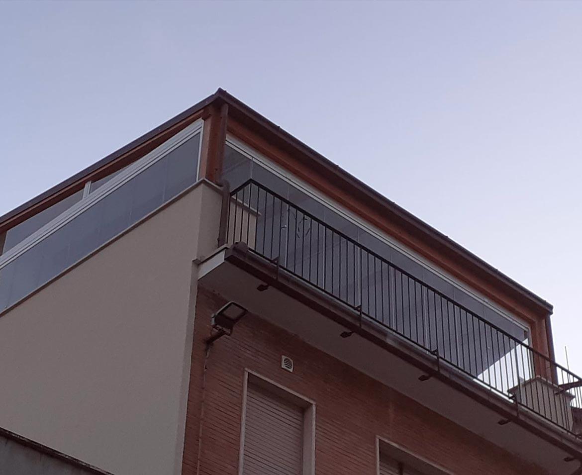 Terrazza con vetrate ascoli piceno