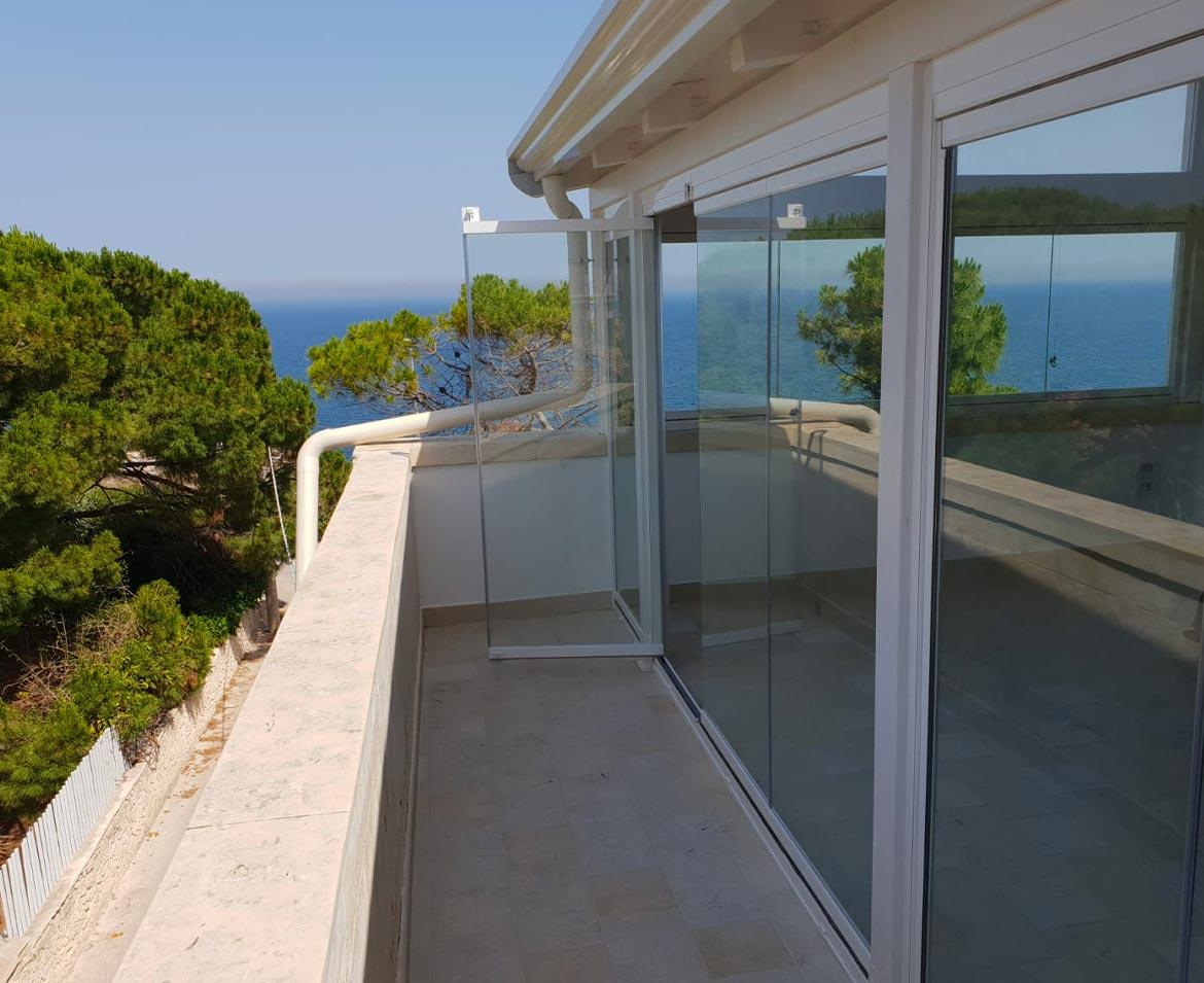 Terrazza con vetrate siracusa
