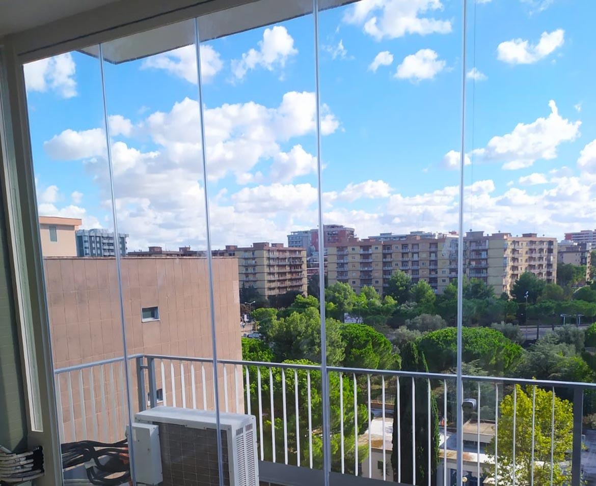 Vetrata scorrevole balcone bari